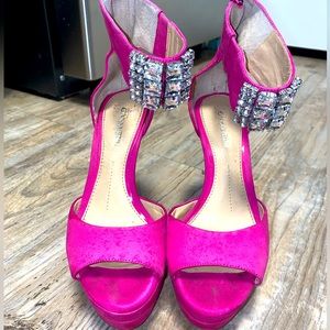 Gianni Bini high heels